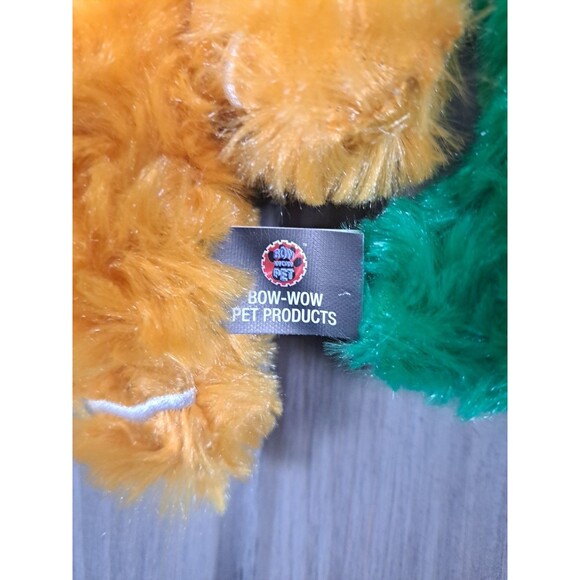 Plush Squeaky Dog Toys Bow Wow Holidays Pet Gingerbread Christmas Tree NEW - Picture 3 of 8